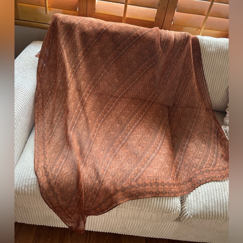 Elegant Brown Scarf